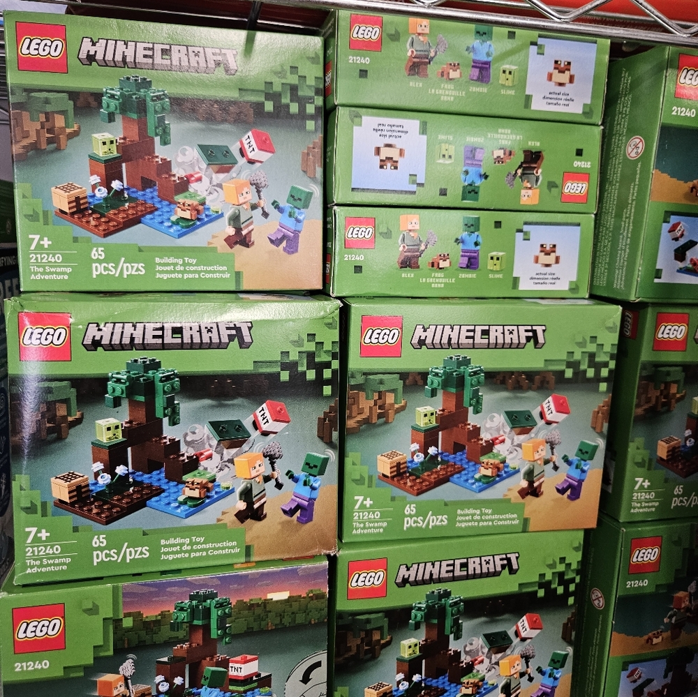 2 box LEGO Minecraft Building Set